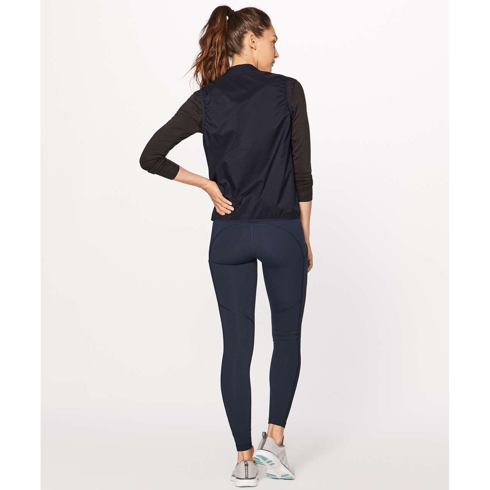 Lululemon Like The Wind Vest Midnight Navy Blue Run Lightweight Performance 6 - Picture 10 of 10